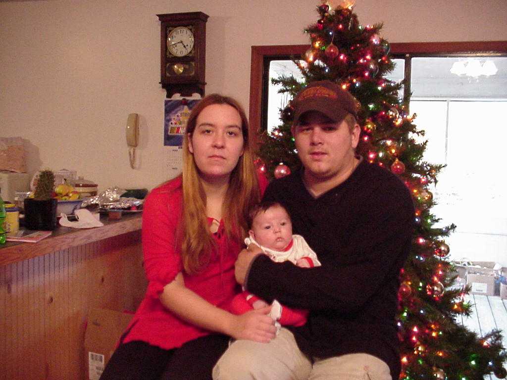 tonyandfamilyxmas03.jpg